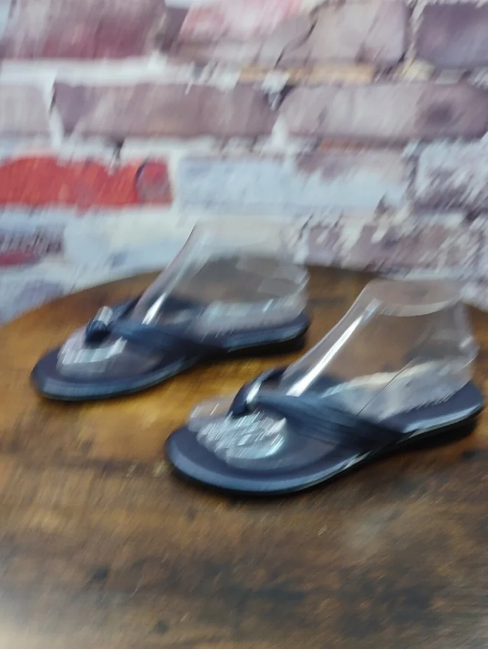 Italian Shoemakers Knot-Front Leather Thong Sandals
